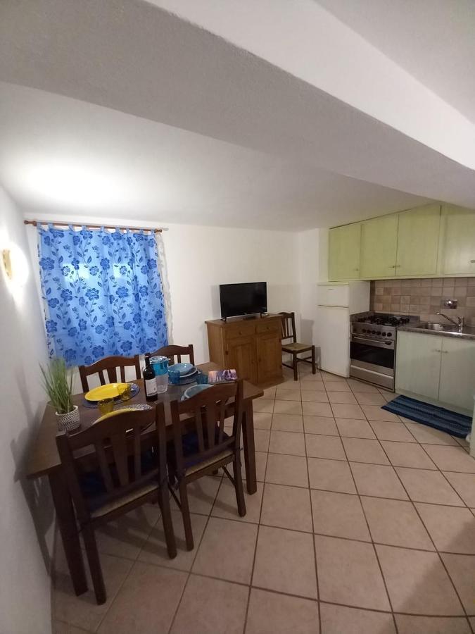 Casa Roberto Apartment อาร์ซาเคนา ภายนอก รูปภาพ