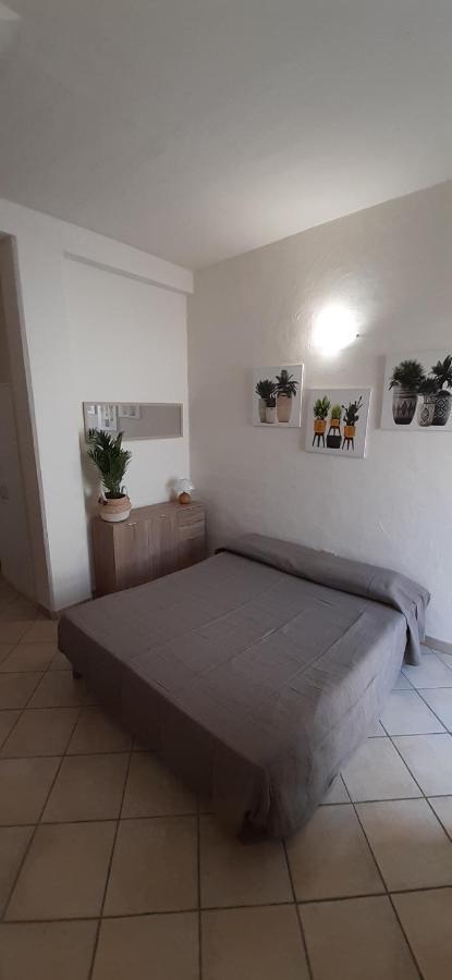 Casa Roberto Apartment อาร์ซาเคนา ภายนอก รูปภาพ
